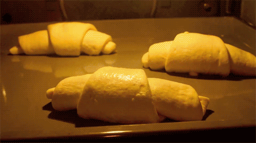 apple pie baking in oven gif animated