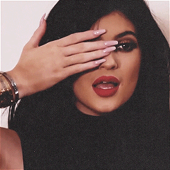 love smile perfect kim kardashian kendall jenner