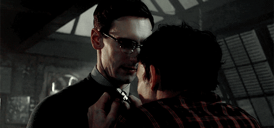giphy.gif