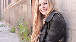 avril lavigne animated GIF
