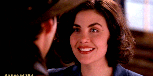 Twin Peaks Smile GIF - Find & Share on GIPHY