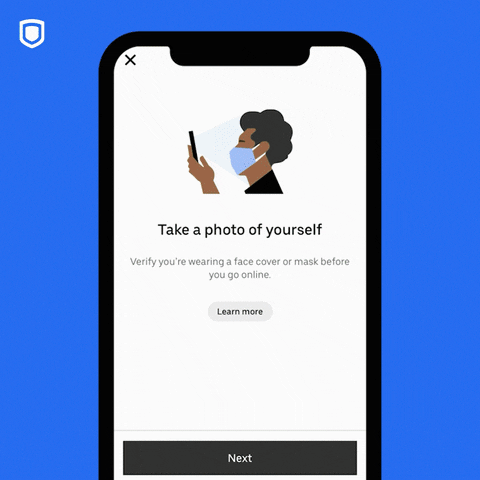 Uber comenzó a verificar el uso de mascarillas a través de selfies.