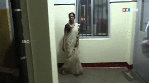 giphy.gif