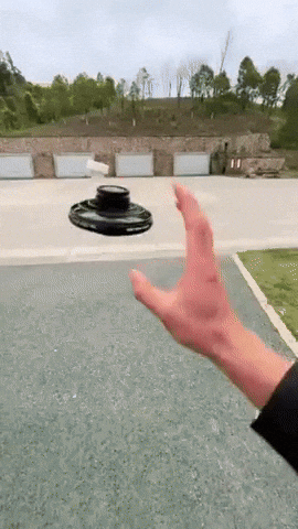 Flying Spinner Demo