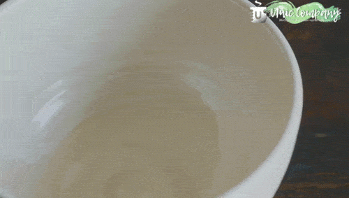 Просеять чай матча