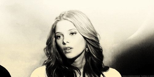Resultado de imagem para Ashley Greene  gif