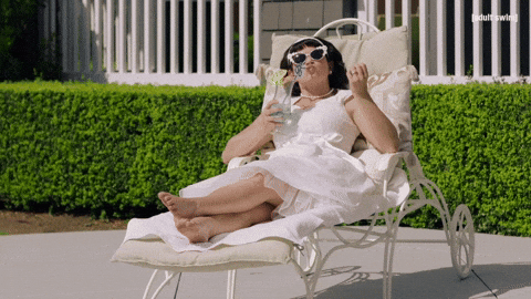 giphy.gif