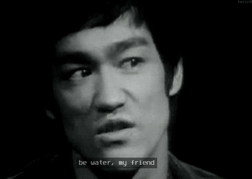 GIF de Bruce Lee "be water my friend".