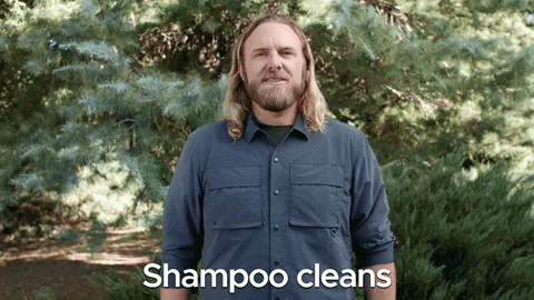 Escolha um bom shampoo para usar na temporada. Isso vai fazer toda a diferença. 