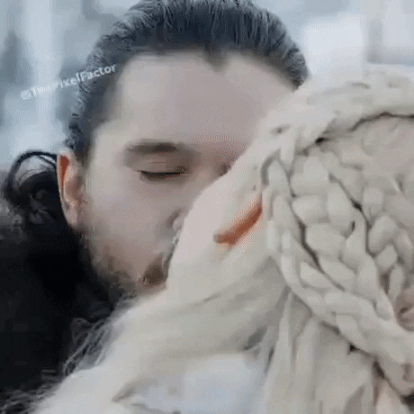 Well played girls in GameOfThrones gifs