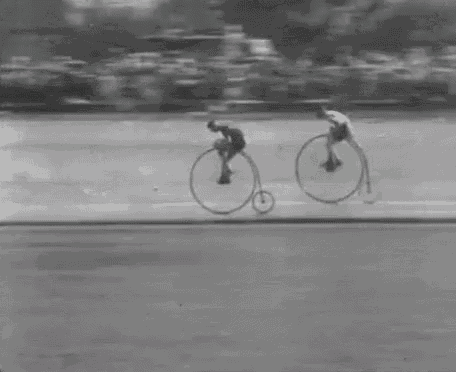 This cycle race in wow gifs
