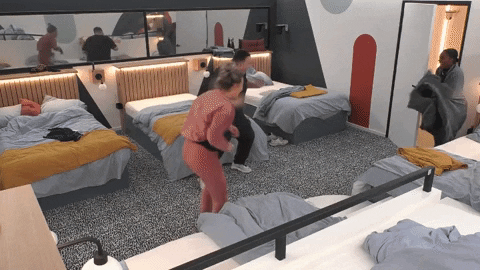 giphy.gif