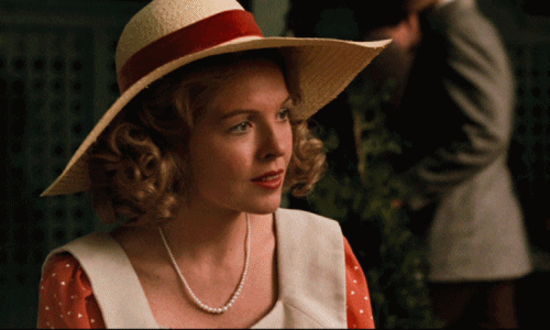 Maggie Gyllenhaal Find And Share On Giphy 