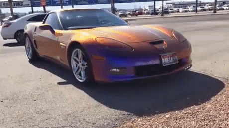 Chameleon paint on car looks awesome in random gifs