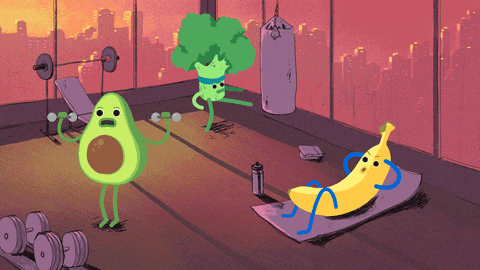 brocoli, aguacate y plátano haciendo ejercicio