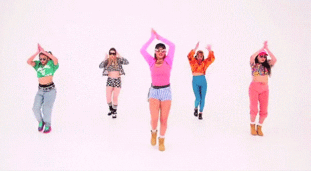 giphy.gif