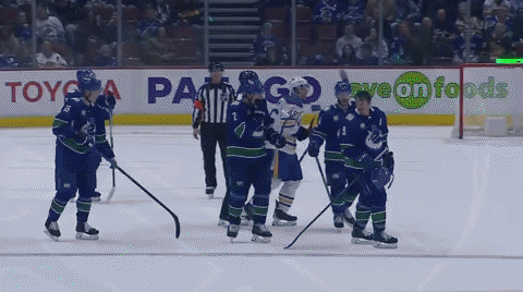 Miller gives thoughts on Canucks fans who tossed jerseys on ice