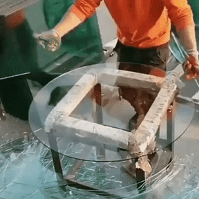 This is how  Circular galss is made in random gifs