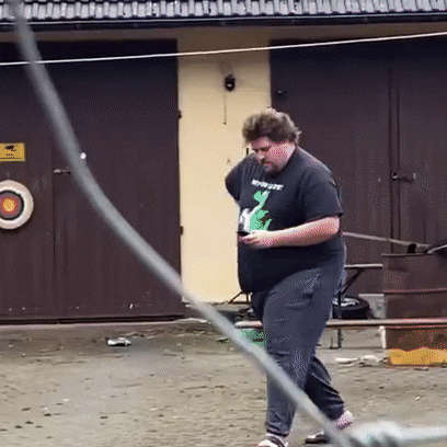 giphy.gif