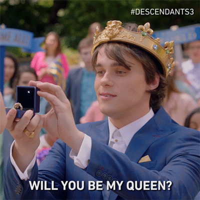 Descendants 3, proposal scene, King wearing gold crown proposing saying "will you be my queen?"