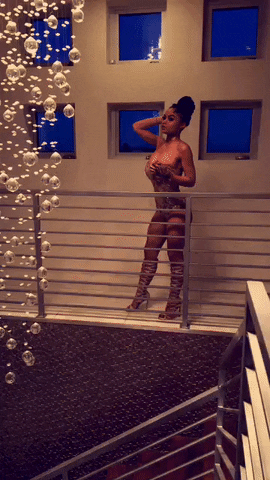 giphy.gif