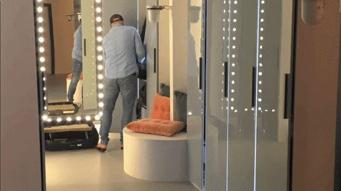 giphy.gif