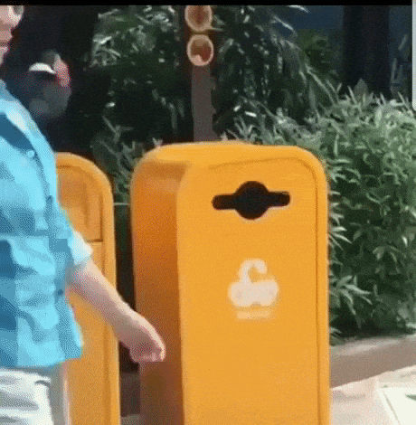 Recycle in animals gifs