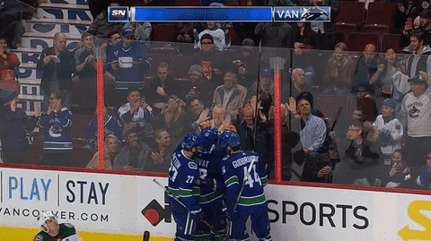 Vancouver Canucks Bo Horvat GIF - Vancouver Canucks Bo Horvat Canucks -  Discover & Share GIFs