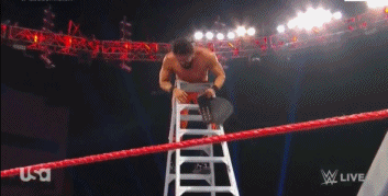 WWE RAW (20 de enero 2020) | Resultados en vivo | Andrade vs. Rey Mysterio en escaleras 10