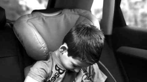 maintien_tete_bebe_voiture