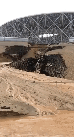 "Ти, тварюко, хто така?! Росія буде штрафні санкції платити?" - допит учасників Pussy Riot - Цензор.НЕТ 2824