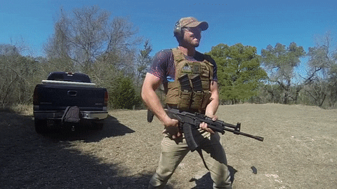 [Obrazek: giphy.gif]