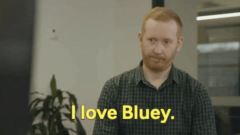 Papá diciendo que ama los capítulos de Bluey en una serie de televisión.- Blog Hola Telcel