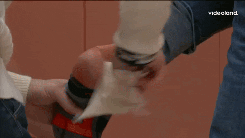 giphy.gif
