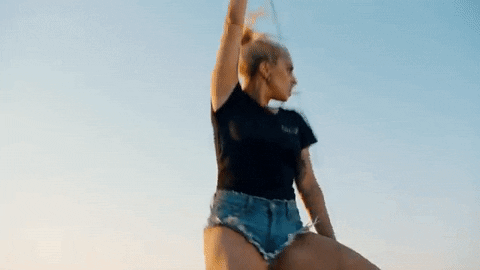 giphy.gif