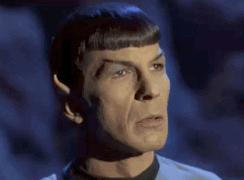 Spock sendo surpreendido