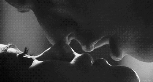 Resultado de imagen para kiss lips gif