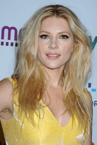 Katheryn Winnick GIF - Find & Share on GIPHY