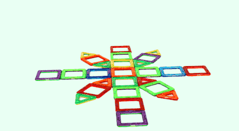 Jeux_educatifs_de_construction_magnétique_avec_formes_géométriques_aimantées