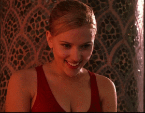 Scarlett Johansson Scoop GIF - Find & Share on GIPHY