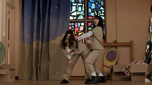 Orange Is The New Black Dancing Find And Share On Giphy