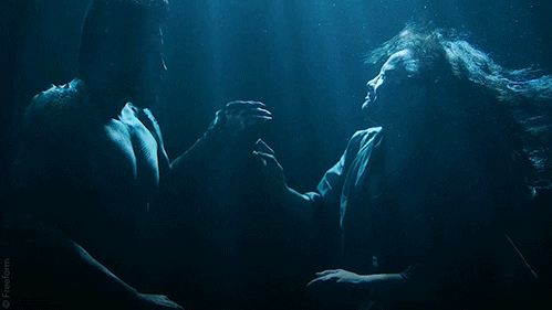 Siren S3 Helen and Sarge