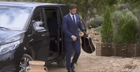 thebachelorettefinale -  Bachelorette 15 - Hannah Brown - July 29 & 30 - Finale - *Sleuthing Spoilers* #2 - Page 63 Giphy