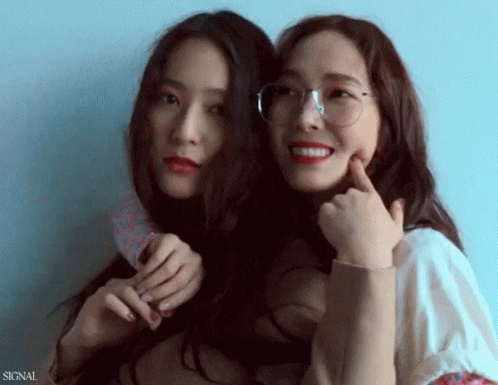 Hai chị em Jessica và Krystal đều mắc bệnh thiếu máu. (Ảnh: Internet)