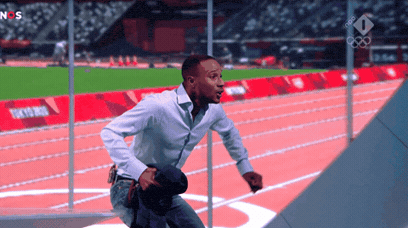 giphy-downsized-large.gif?cid=790b76114f69744919e10a00da9faf90aa5af60556aa0b16&rid=giphy-downsized-large.gif&ct=g