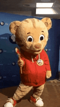 Daniel Tiger GIFs - Find & Share on GIPHY