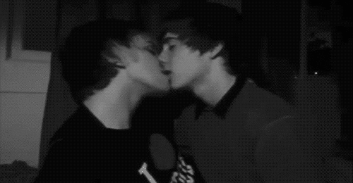 Výsledek obrázku pro hot tumblr gay gifs