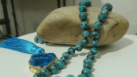 pedras e cristais, cristal de proteção, artesanal, universo, talismã, amuleto,  amuleto de proteção, talismã de proteção, energia positiva, energia negativa, boas energias, espiritual, limpeza espiritual, ascensão, espiritualidade, meditação, meditar, yoga, reiki, chakra, quartzo azul, pedras naturais, ônix, jaspe, símbolos de sorte, sorte, místico, terapia holística, japamala, harmonizar, pedra vulcânica, conexão com o divino