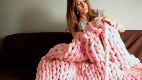 Znalezione obrazy dla zapytania: knitting gif