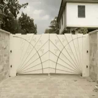 Automatic driveway door in wow gifs